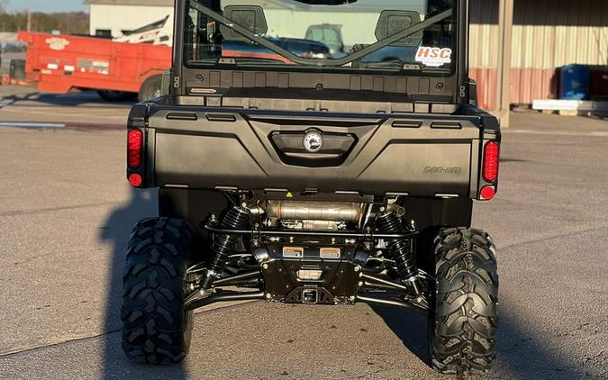 2026 Can-Am® Defender DPS CAB HD10