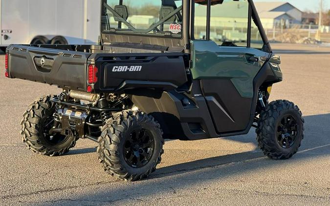 2026 Can-Am® Defender DPS CAB HD10