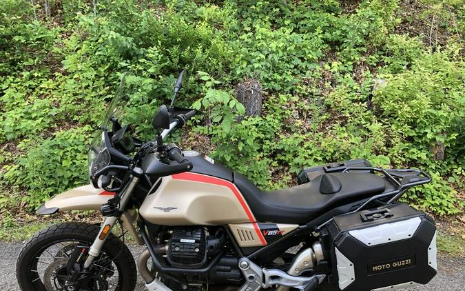 2021 Moto Guzzi V85 TT Travel E5 Sabbia Namib