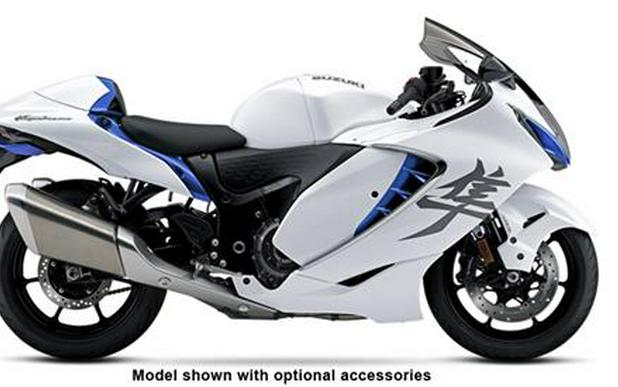 2022 Suzuki Hayabusa Review: Hypersport Track Time!