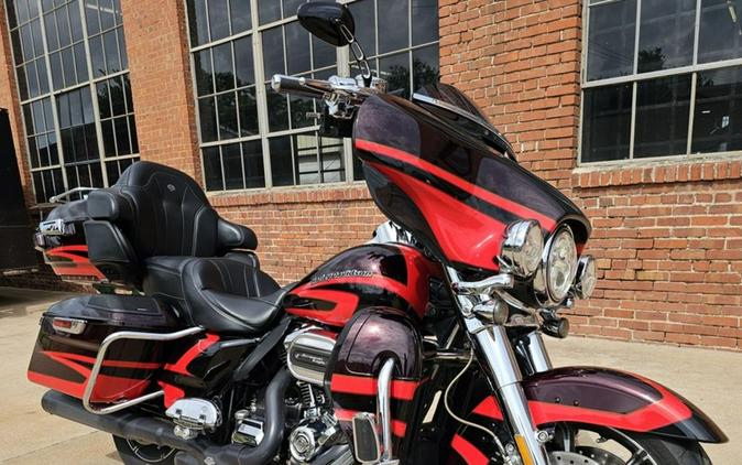 2017 Harley-Davidson Electra Glide® CVO™ Limited