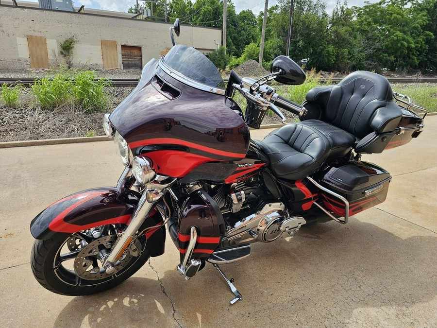 2017 Harley-Davidson Electra Glide® CVO™ Limited