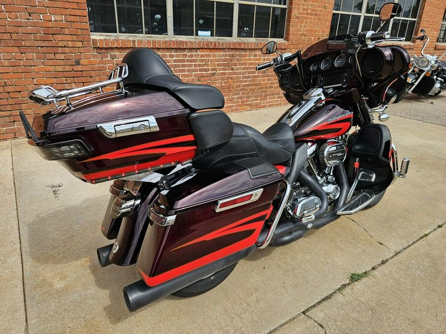 2017 Harley-Davidson Electra Glide® CVO™ Limited