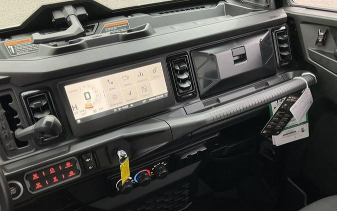 2026 Can-Am Defender Limited HD11