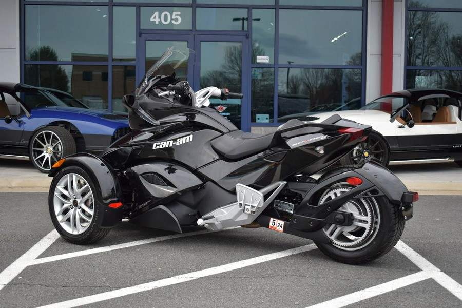 2014 Can-Am® Spyder® ST SM5