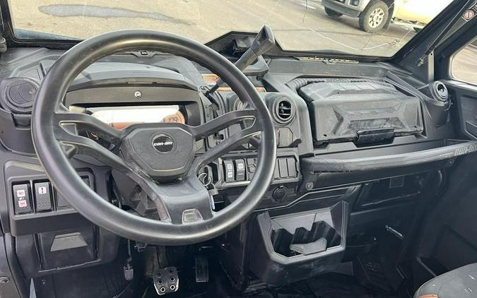 2024 Can-Am® Defender Limited HD10