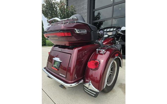2016 TRI GLIDE ULTRA CLASSIC - Harley-Davidson®