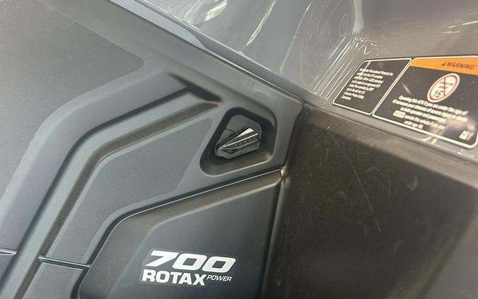 2026 Can-Am Outlander MAX DPS 700