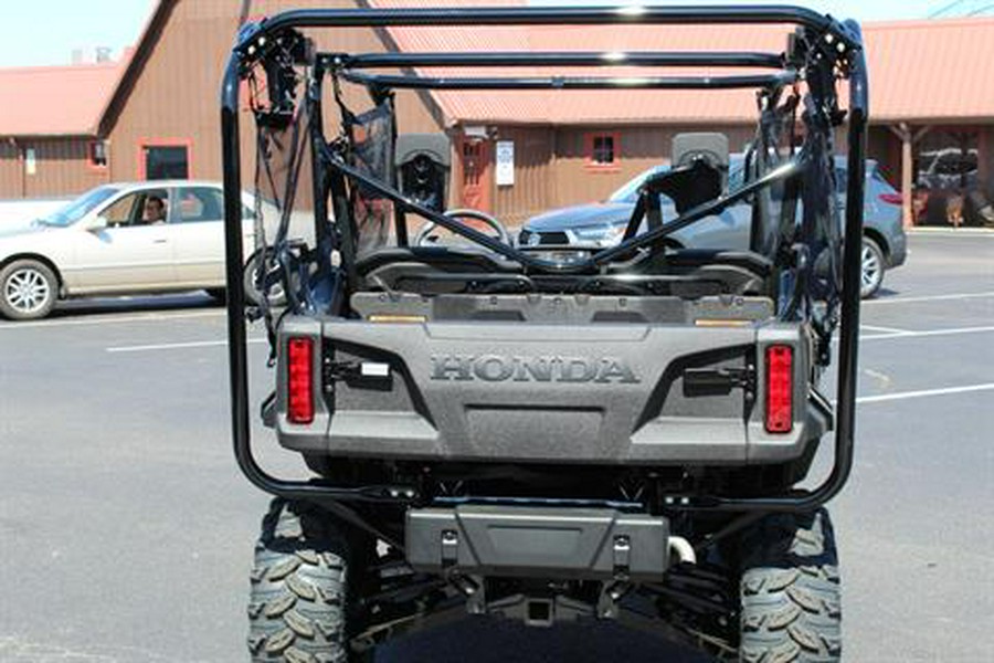 2024 Honda Pioneer 1000-5 Deluxe