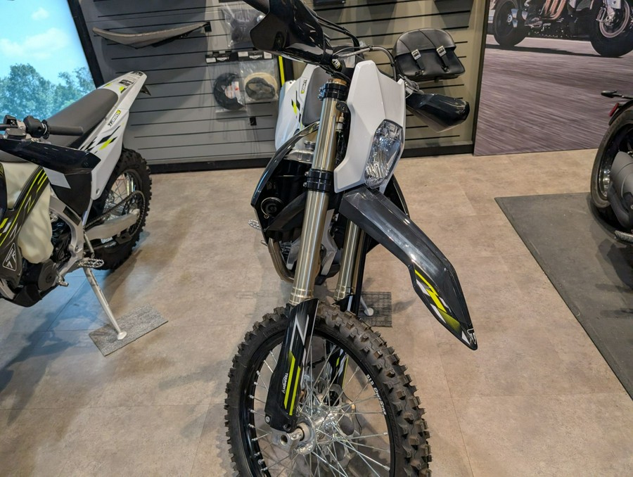 2026 Triumph TF 450-E