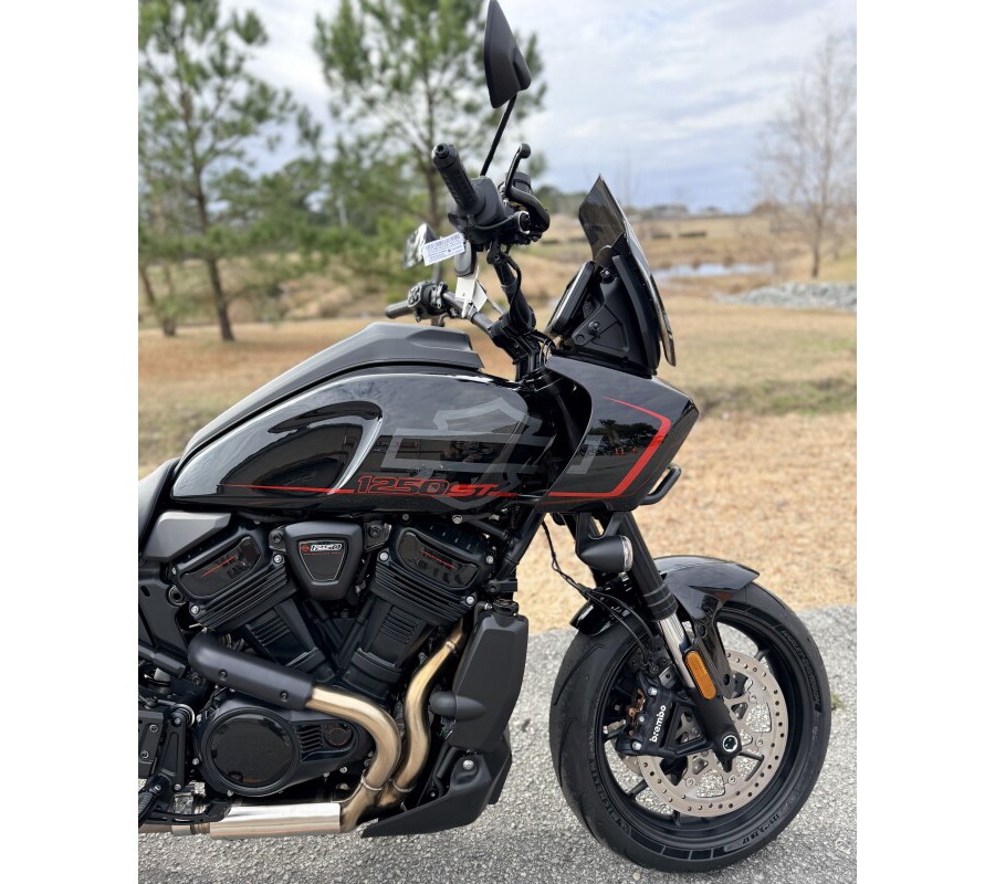 2026 Harley-Davidson® RA1250ST Pan America® 1250 ST