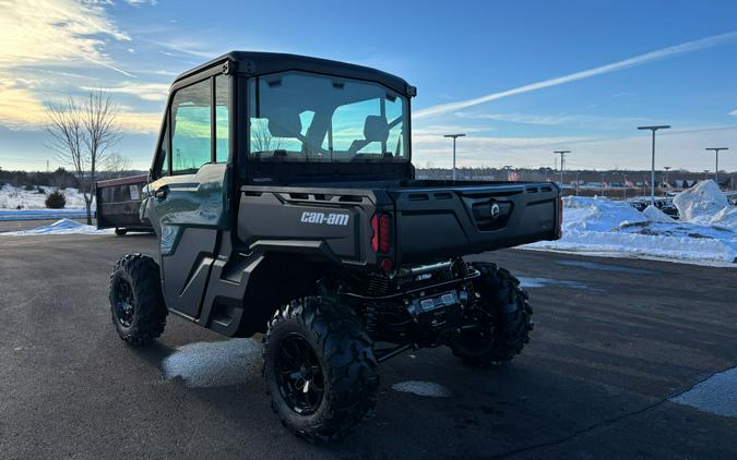 2026 Can-Am Defender DPS CAB HD10