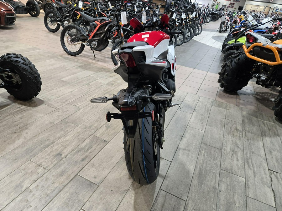 2026 YAMAHA YZFR9TW