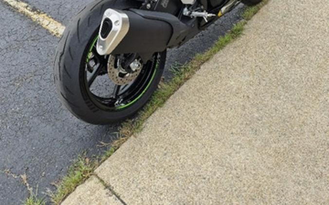 2025 Kawasaki NINJA ZX-6R