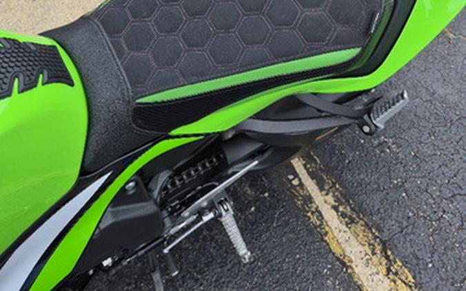 2025 Kawasaki NINJA ZX-6R