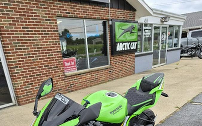 2025 Kawasaki NINJA ZX-6R