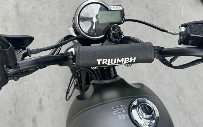 2027 Triumph Scrambler 400 X Matte PewtergreyMatte Khaki Green
