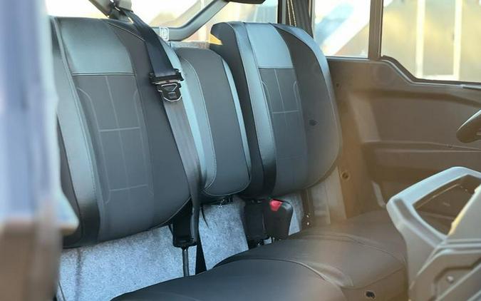 2026 Can-Am® Defender XT CAB HD11