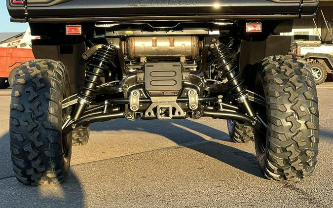2026 Can-Am® Defender XT CAB HD11