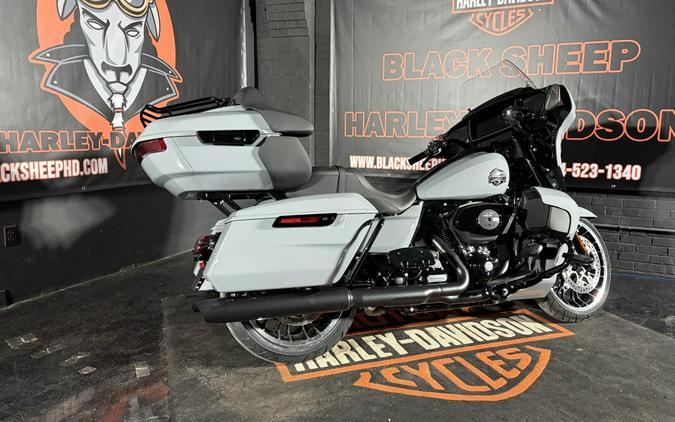 2026 Harley-Davidson® FLHXL Street Glide Limited