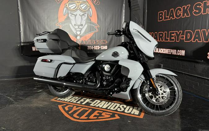 2026 Harley-Davidson® FLHXL Street Glide Limited