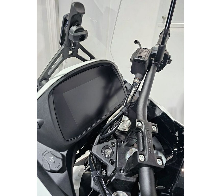 2023 Moto Morini® X-CAPE