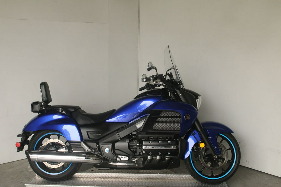 2014 Honda® Gold Wing Valkyrie