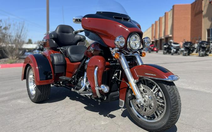 2024 Harley-Davidson® FLHTCUTG Tri Glide® Ultra Red Rock 863220