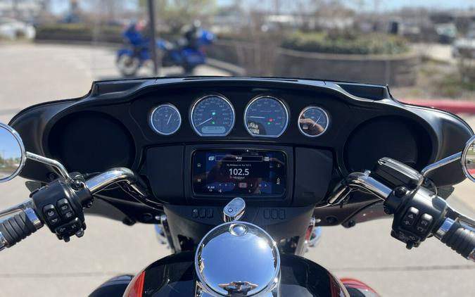 2024 Harley-Davidson® FLHTCUTG Tri Glide® Ultra Red Rock 863220