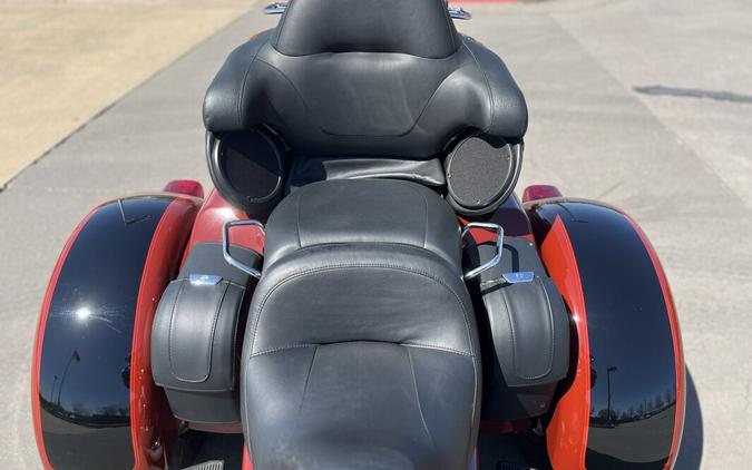 2024 Harley-Davidson® FLHTCUTG Tri Glide® Ultra Red Rock 863220