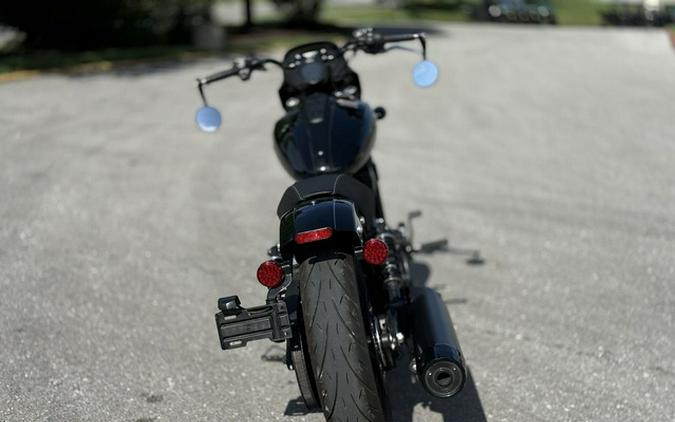 2025 Indian Sport Scout Limited +Tech Black Metallic