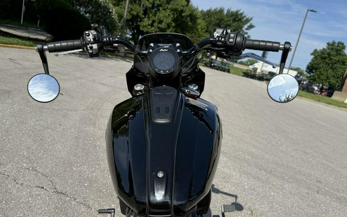 2025 Indian Sport Scout Limited +Tech Black Metallic