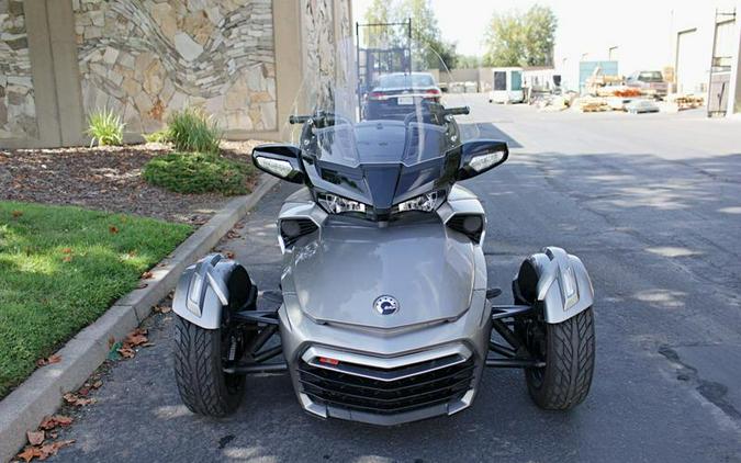 2017 Can-Am® Spyder® F3-T 6-Speed Semi-Automatic (SE6)