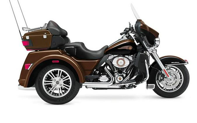 2013 Harley-Davidson FLHTCUTAE - Tri Glide Ultra Classic 110Th Anniversary Edition