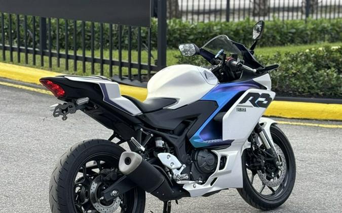 2025 Yamaha YZF-R3