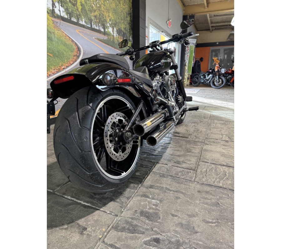 2019 Harley-Davidson Breakout 114