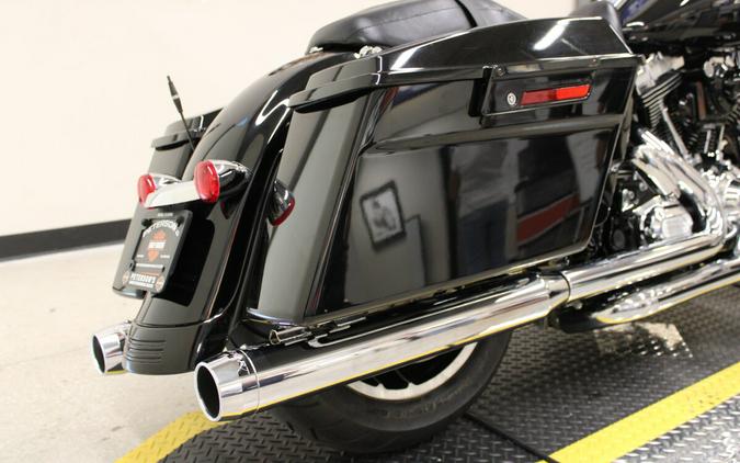 2012 FLHX103 Street Glide 103 - In Vivid Black