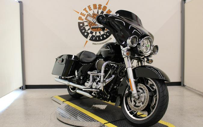 2012 FLHX103 Street Glide 103 - In Vivid Black