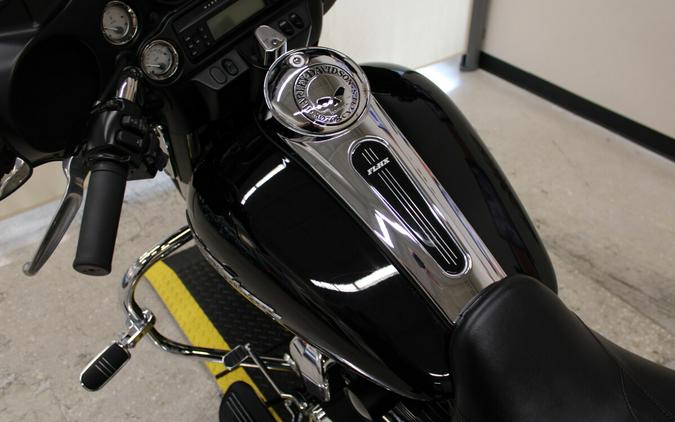 2012 FLHX103 Street Glide 103 - In Vivid Black