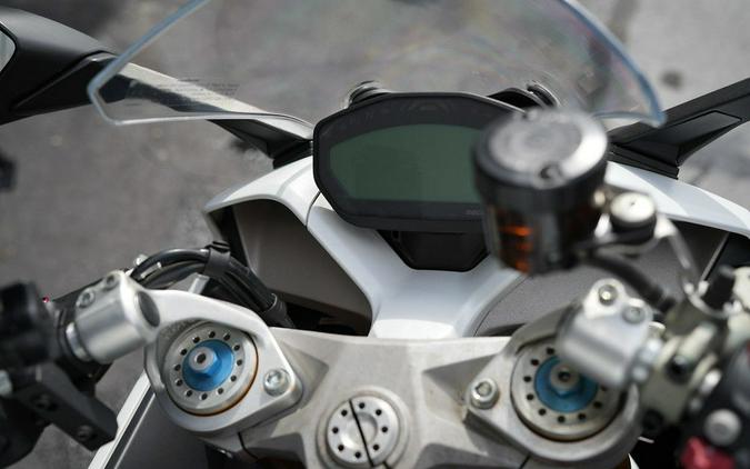 2018 Ducati SuperSport S White Silk