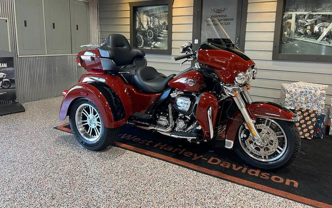 2024 Harley-Davidson® FLHTCUTG - Tri Glide® Ultra