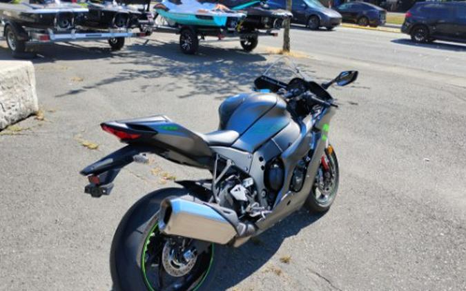 2025 Kawasaki Ninja® ZX™-10RR ABS