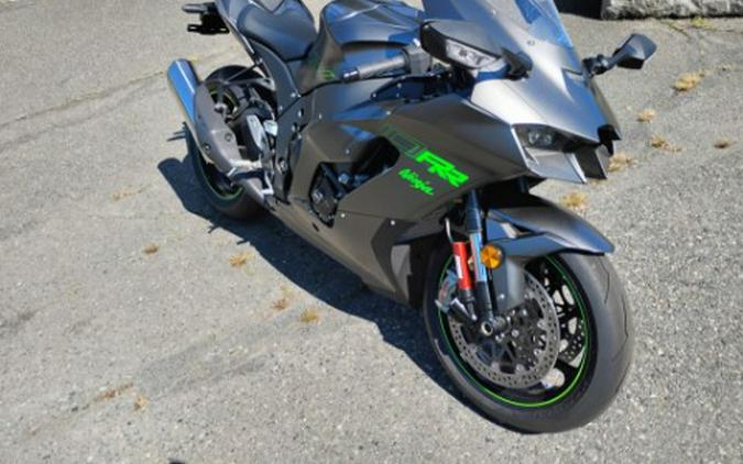 2025 Kawasaki Ninja® ZX™-10RR ABS