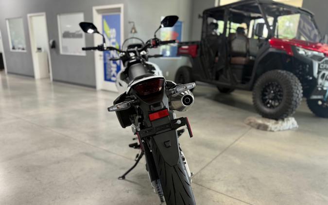 2025 Suzuki DR-Z 4SM