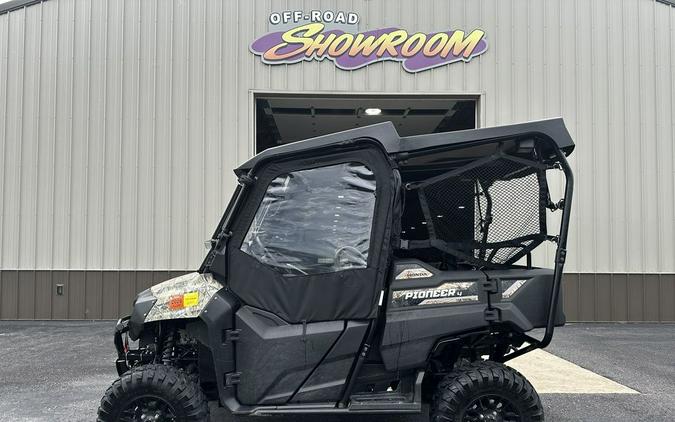 2017 Honda® Pioneer 700-4