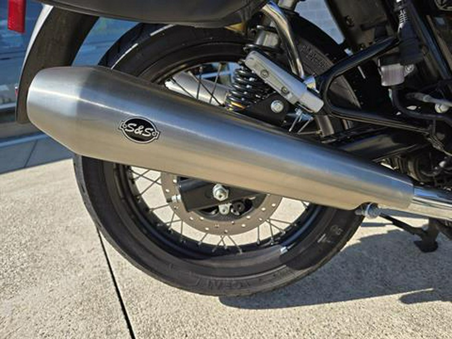 2023 Royal Enfield INT650