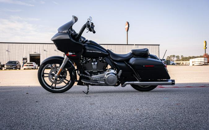 Used 2018 Harley-Davidson Road Glide FLTRX Motorcycle For Sale In Florence, SC