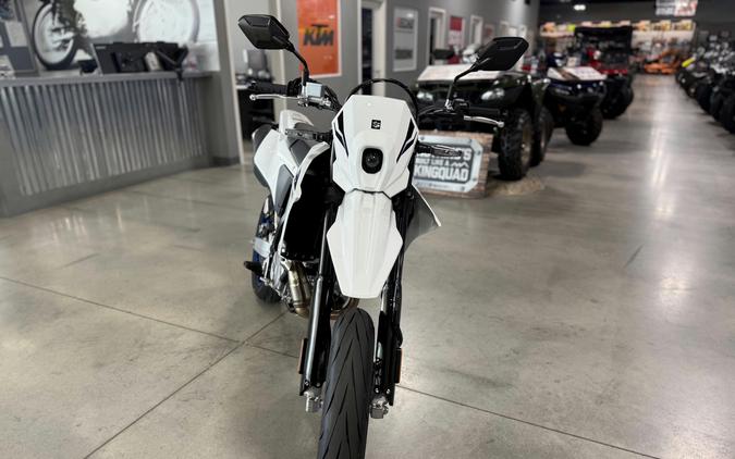 2025 Suzuki DR-Z 4SM