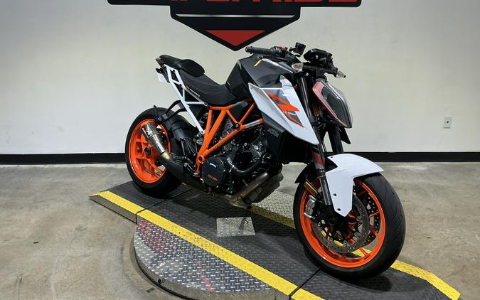 2017 KTM 1290 Super Duke R