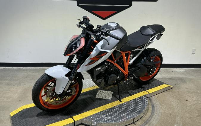 2017 KTM 1290 Super Duke R